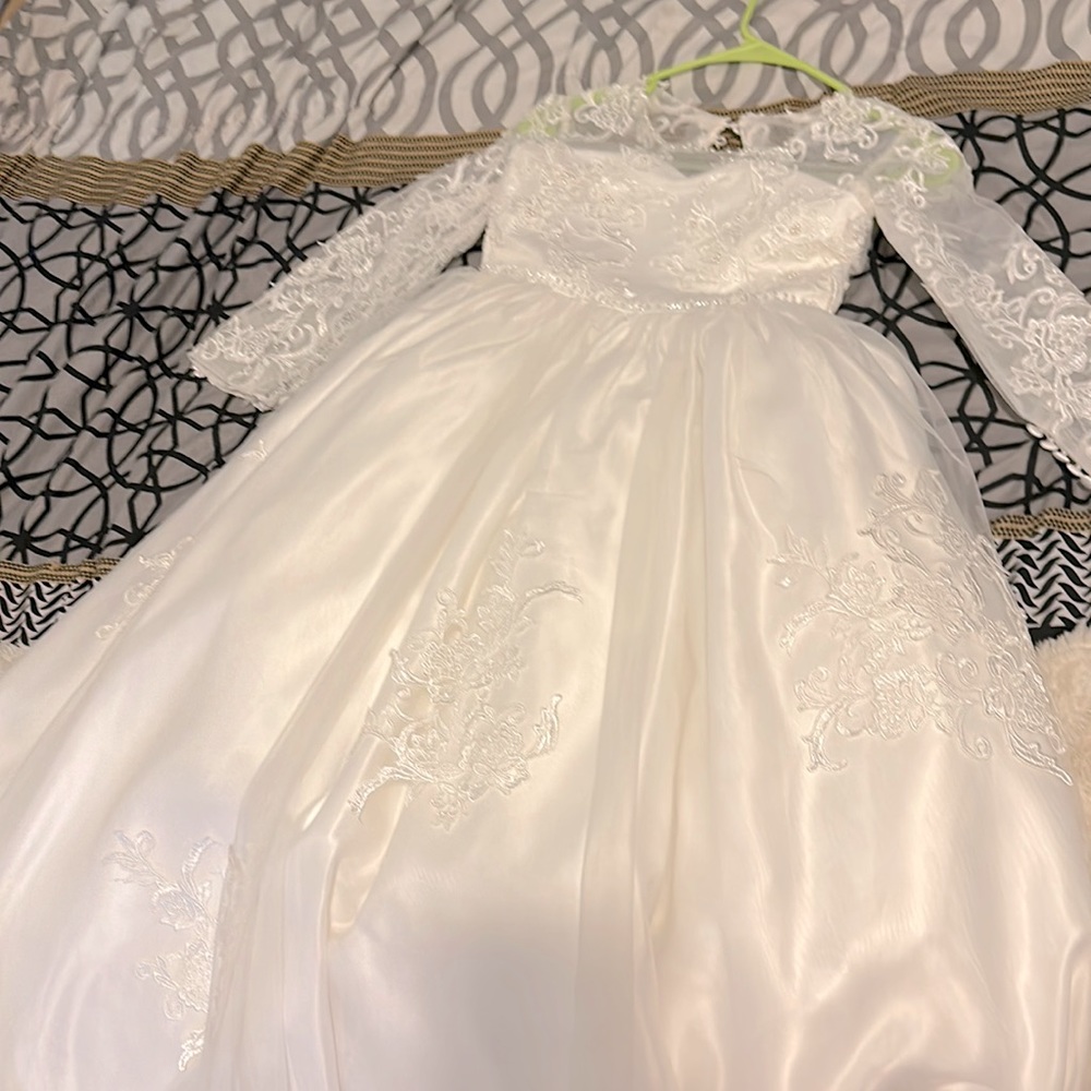 Beautiful flower girl dress